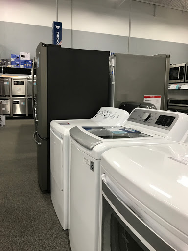 Electronics Store «Best Buy», reviews and photos, 3435 Princeton Rd, Hamilton, OH 45011, USA