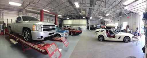 Auto Body Shop «American Body Works Inc», reviews and photos, 420 S Mill St, Lewisville, TX 75057, USA