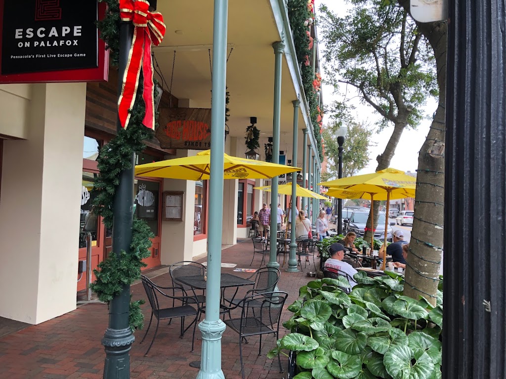 The Dog House Pensacola, FL 32502 Menu, Hours, Reviews and Contact