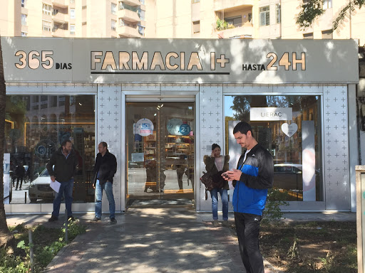 Información y opiniones sobre Farmacia I+ LAUREANO FERNANDEZ-TAVORA PEREZ de Sevilla