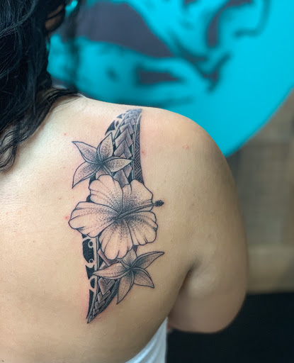 Explore line drawing tattoo ideas, creative tattoo ideas in Orlando, available at Full Circle Tattoo Collective