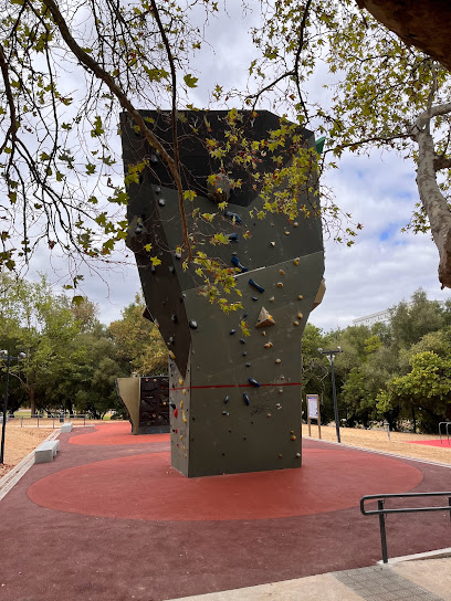 Estruturas Artificiais de Escalada | Parque Vale do Silêncio