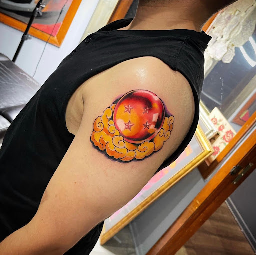 Explore feminine sleeve tattoo ideas, creative tattoo ideas in Fort Lauderdale, available at Magik 5 Tattoo