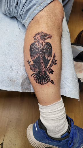 Tattoo Shop «White Lotus Tattoo & Fine Art», reviews and photos, 59 Main St, Toms River, NJ 08753, USA