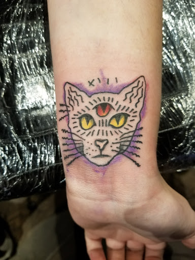 Find crown tattoo ideas for females for your next unique tattoo in Maryville at Distinked Tattoo