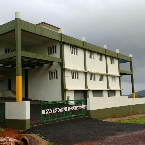 Patrick & Co. Modular Tec