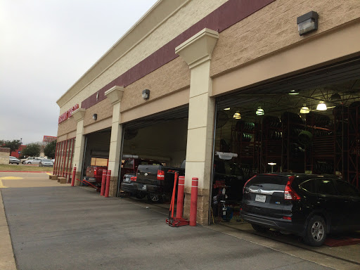 Tire Shop «Discount Tire Store - Cedar Hill, TX», reviews and photos, 142 N Hwy 67, Cedar Hill, TX 75104, USA