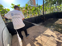 Sanitized Place Pressure Cleaning / Roof Cleaning Miami - Photo 4 - Car repair in Miami, FL, Miami