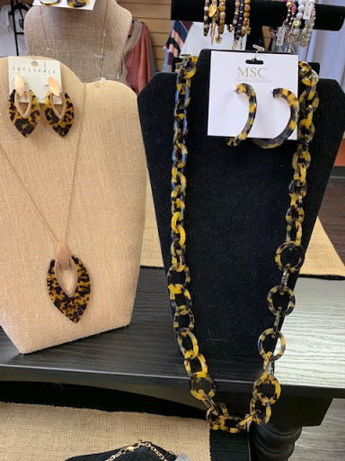 Cosmetics Store «Merle Norman Cosmetic Studio», reviews and photos, 3384 N Mt Juliet Rd, Mt Juliet, TN 37122, USA