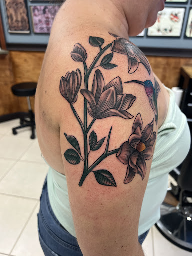 Tattoo Shop «Rise Above Tattoo», reviews and photos, 1009 N Mills Ave, Orlando, FL 32803, USA