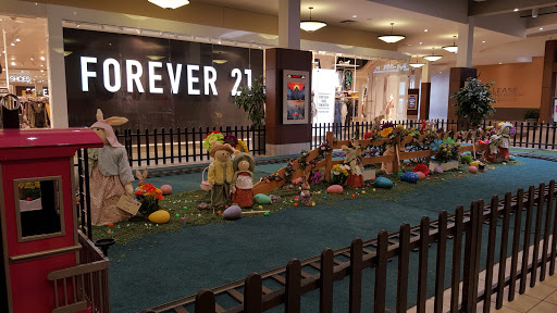 Shopping Mall «Monroeville Mall», reviews and photos, 200 Mall Cir Dr, Monroeville, PA 15146, USA