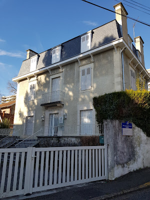 Douanes à Pau