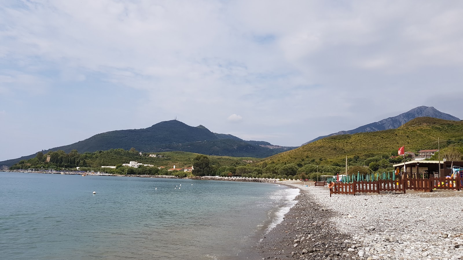 Photo of Lido Bussento beach with partly clean level of cleanliness