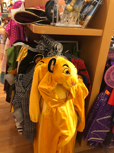 Toy Store «Disney Store», reviews and photos, 12401 Wayzata Blvd, Minnetonka, MN 55305, USA