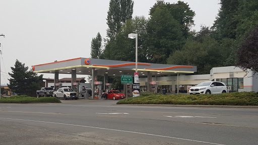 76 en Port Orchard