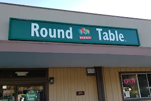 Round Table Pizza image