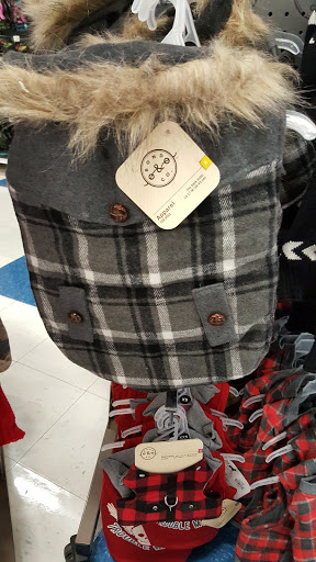 Pet Supply Store «Petco Animal Supplies», reviews and photos, 3860 Elmore Avenue, Davenport, IA 52807, USA