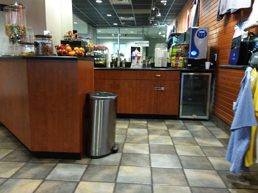 Car Dealer «Bob Penkhus Volvo Mazda Volkswagen», reviews and photos, 1101 Motor City Dr, Colorado Springs, CO 80905, USA