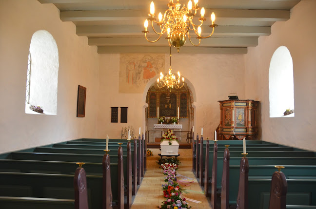Anmeldelser af Sem Kirke i Hadsund - Kirke