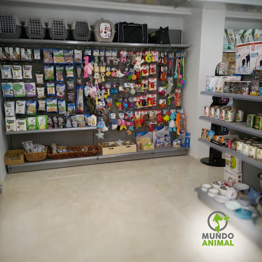 Mundo Animal Plaza. España (Tienda Alimentacion Y Complementos Para Mascotas)