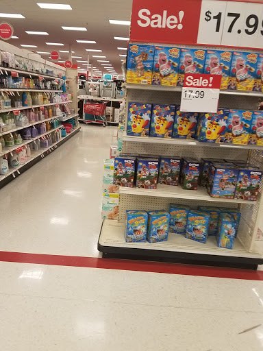Department Store «Target», reviews and photos, 8282 Golden Link Blvd, Northfield, OH 44067, USA