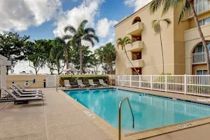 Courtyard by Marriott Fort Lauderdale North/Cypress Creek image