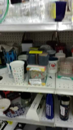 Discount Store «Bargain Hunt», reviews and photos, 750 Kemper Commons Cir, Springdale, OH 45246, USA