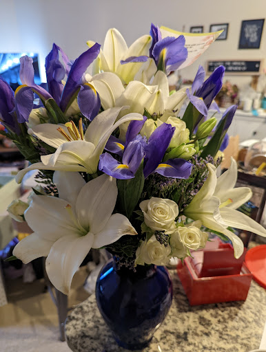 Florist «The Finishing Touch Florist», reviews and photos, 215 Kings Hwy #101, Fredericksburg, VA 22405, USA