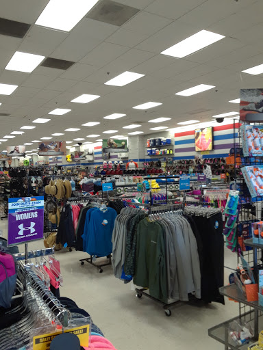 Sporting Goods Store «Big 5 Sporting Goods - Gresham», reviews and photos, 2095 NE Burnside Rd, Gresham, OR 97030, USA