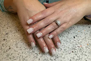 Le Beau Nail Spa image