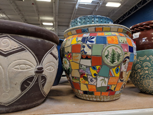 Home Goods Store «At Home», reviews and photos, 5901 Mercury Dr, Dearborn, MI 48126, USA