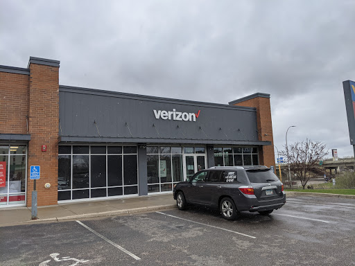Cell Phone Store «Verizon», reviews and photos, 1987 County Rd D E, Maplewood, MN 55109, USA