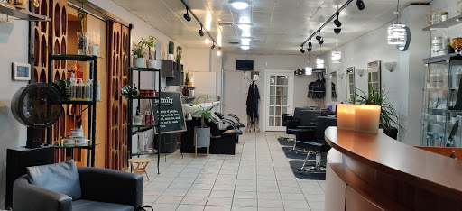 Beauty Salon «Authentic Beauty Salon & Spa», reviews and photos, 902 Whalley Ave, New Haven, CT 06515, USA