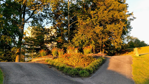 Golf Course «Gatlinburg Golf Course», reviews and photos, 520 Dollywood Ln, Pigeon Forge, TN 37863, USA