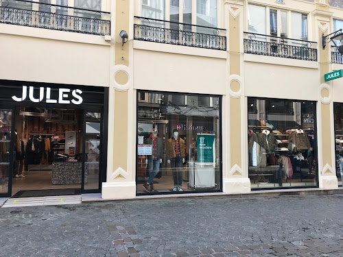 Magasin de vêtements pour hommes Jules Rouen-Rue du Gros Horloge Rouen