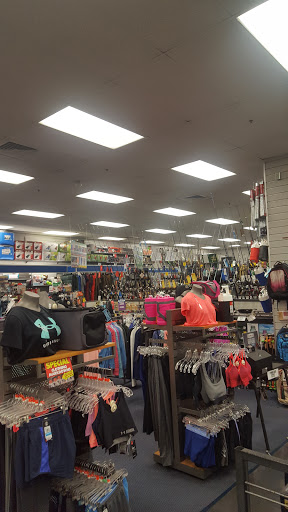 Sporting Goods Store «Big 5 Sporting Goods», reviews and photos, 1011 S Main St, Manteca, CA 95337, USA