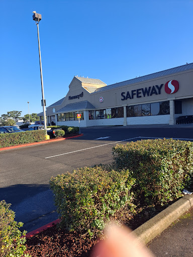 Grocery Store «Safeway», reviews and photos, 700 US-101, Florence, OR 97439, USA