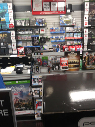 Video Game Store «GameStop», reviews and photos, 6401 E Lloyd Expy STE 12, Evansville, IN 47715, USA