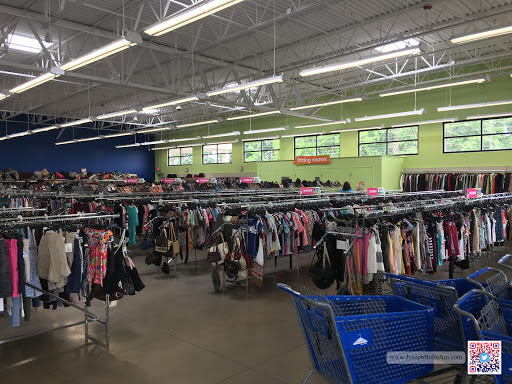 Thrift Store «Goodwill Store», reviews and photos, 1212 Applegate Ln, Clarksville, IN 47129, USA