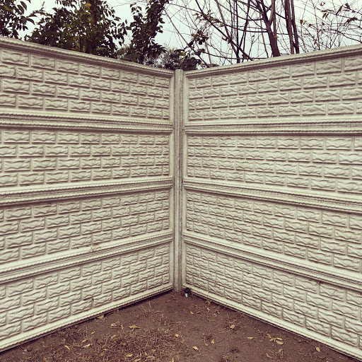 StackWall Manufacturing - Concrete Fencing