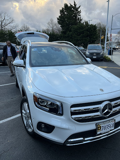 Mercedes Benz Dealer «Mercedes-Benz of Alexandria», reviews and photos, 200 S Pickett St, Alexandria, VA 22304, USA