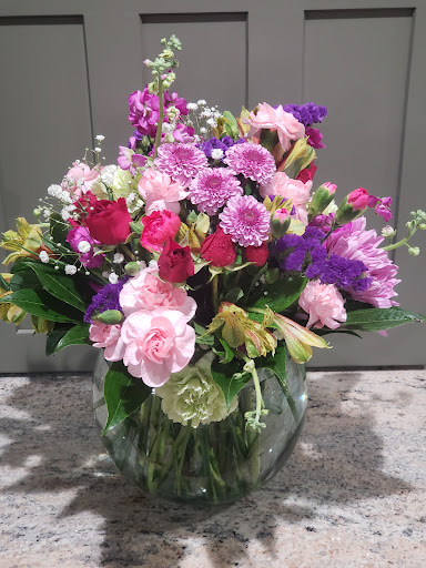 Florist «Carrolls Florist of Beverly», reviews and photos, 385 Cabot St, Beverly, MA 01915, USA