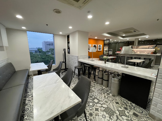 Changi Airport Recreation Club