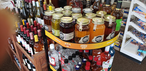 Gas Station «Marathon Gas-station», reviews and photos, 9592 US-40, New Paris, OH 45347, USA