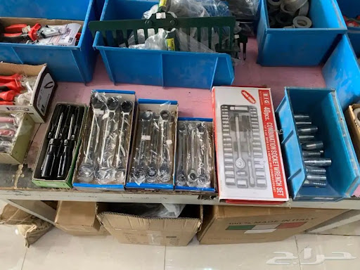 الأمل لبيع ادوات السباكة والكهرباء ومواد البناء 