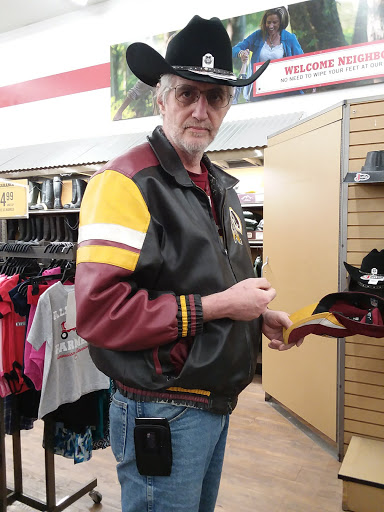 Home Improvement Store «Tractor Supply Co.», reviews and photos, 1551 4th St, Graham, TX 76450, USA