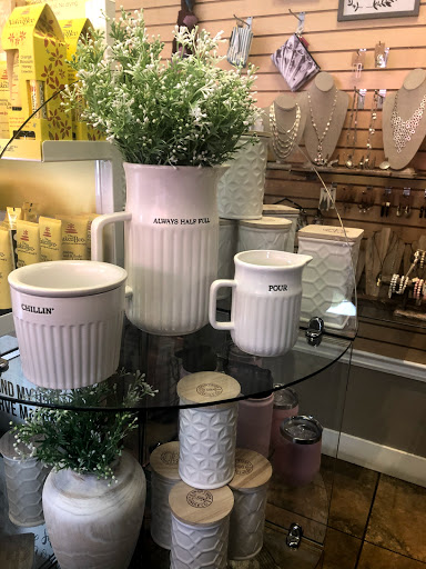 Car Wash «Newport Beach Car Wash», reviews and photos, 150 Newport Center Dr, Newport Beach, CA 92660, USA