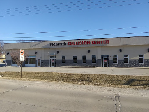 Auto Body Shop «McGrath Collision Center», reviews and photos, 1919 Dodge Rd NE, Cedar Rapids, IA 52402, USA