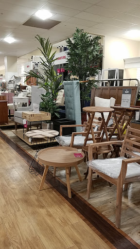 Department Store «HomeGoods», reviews and photos, 2715 W Market St #180, Fairlawn, OH 44333, USA