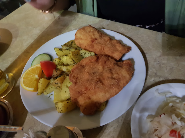 Hozzászólások és értékelések az Matróz Dunaparti Kisvendéglő-ról